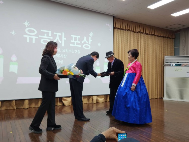 f57328313e8715eee015556724d95e32_1765353